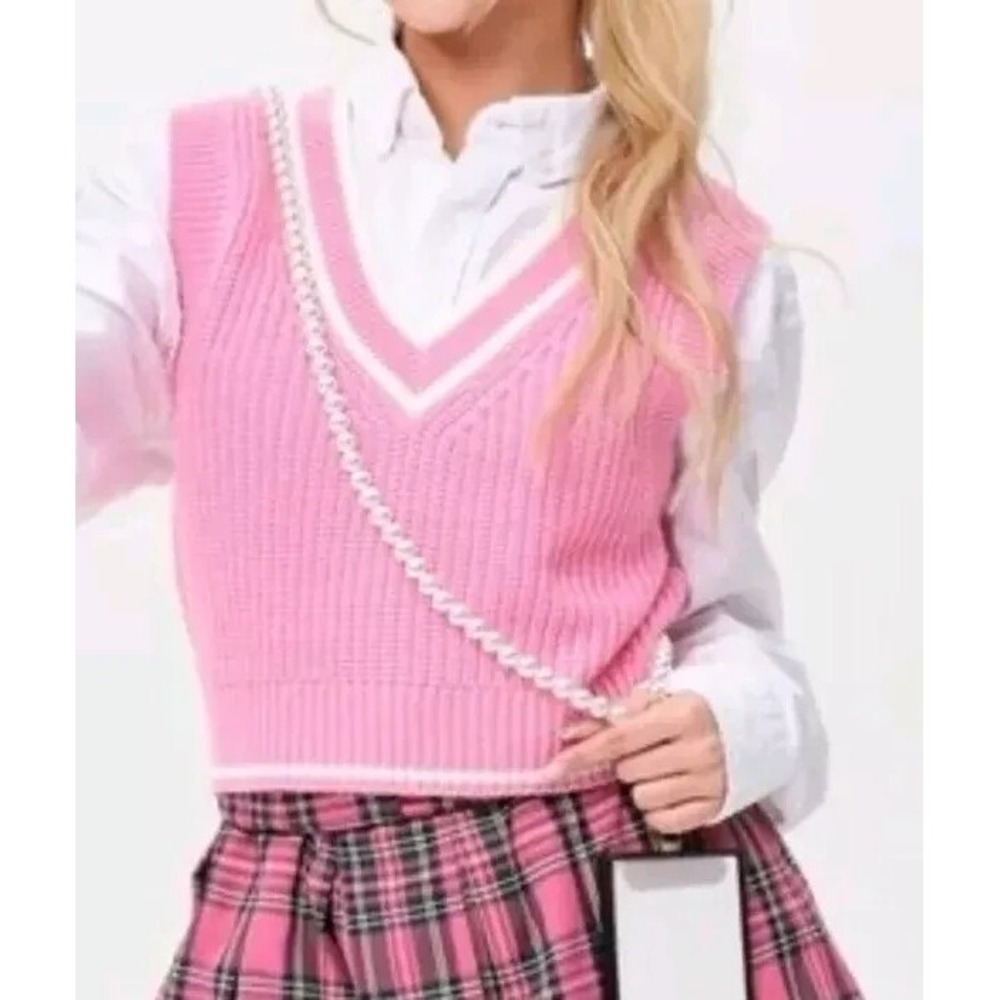 H&M Divided Pink V-Neck Sweater Vest XL Ribbed Knit Varsity Stripe Preppy Crop‎